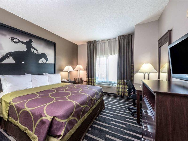 Super 8 By Wyndham Fort Worth North Екстериор снимка