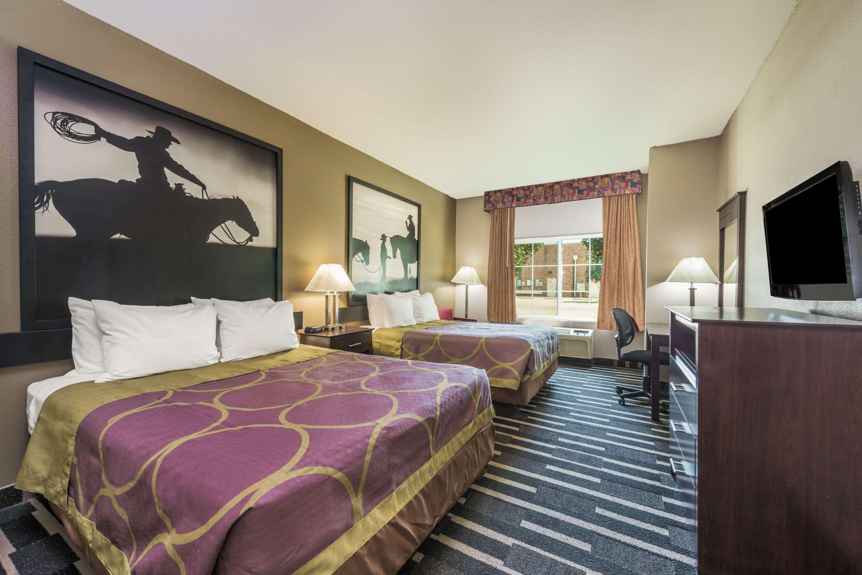 Super 8 By Wyndham Fort Worth North Екстериор снимка